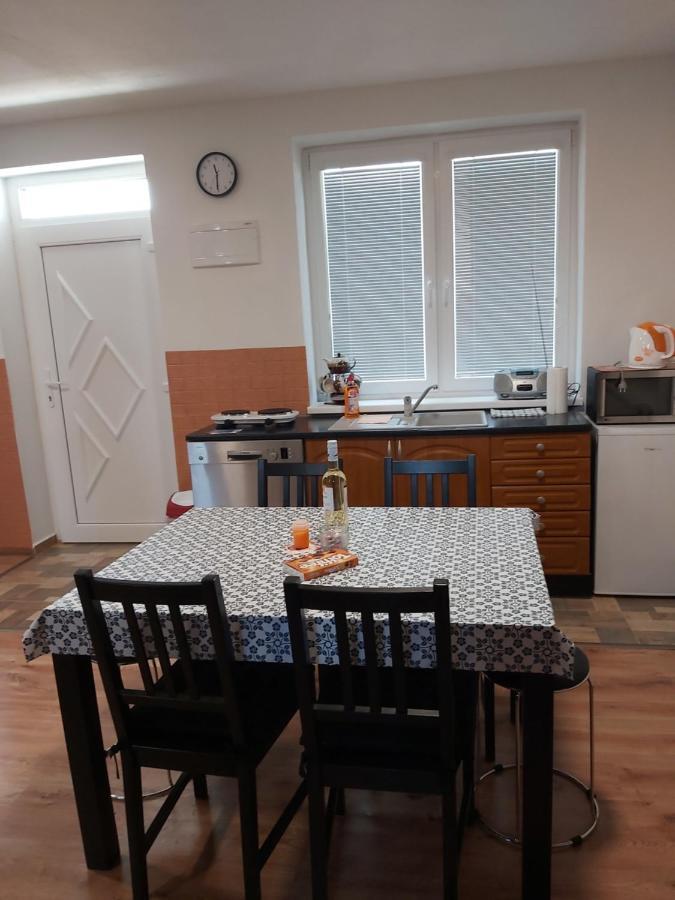 Bekivi Apartmany Dunajská Streda Eksteriør bilde