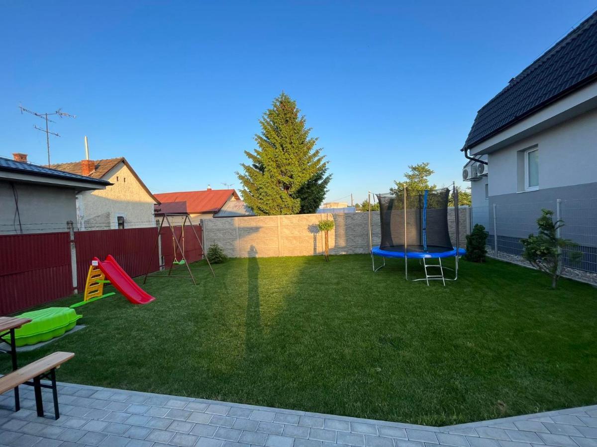 Bekivi Apartmany Dunajská Streda Eksteriør bilde